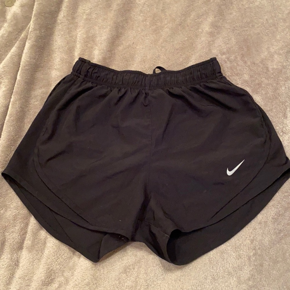 these are all black nike shorts size xs